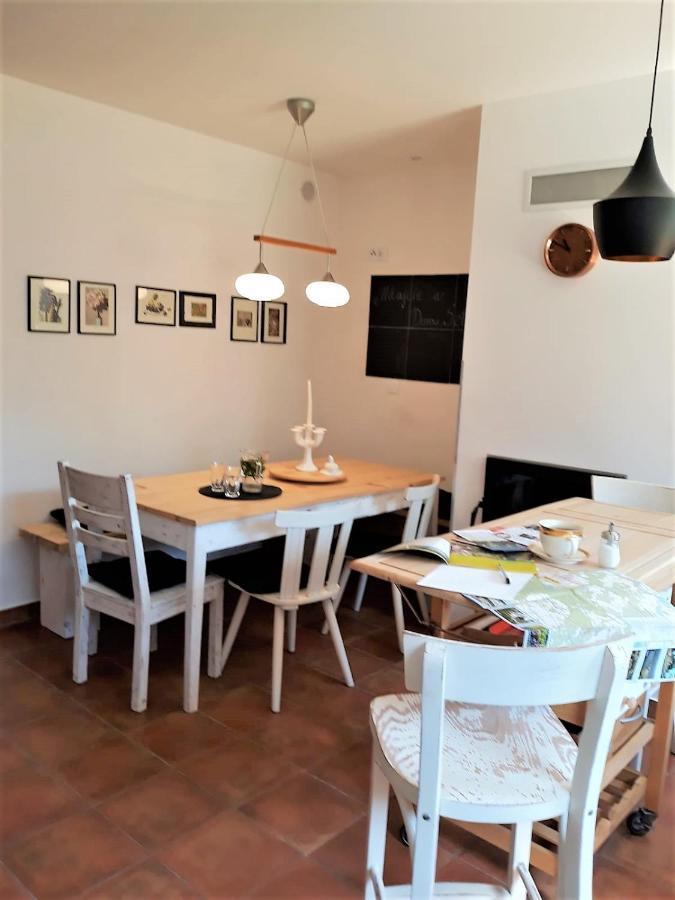 Appartement Dom Sztuk - House Of Arts à Międzyrzecz Extérieur photo